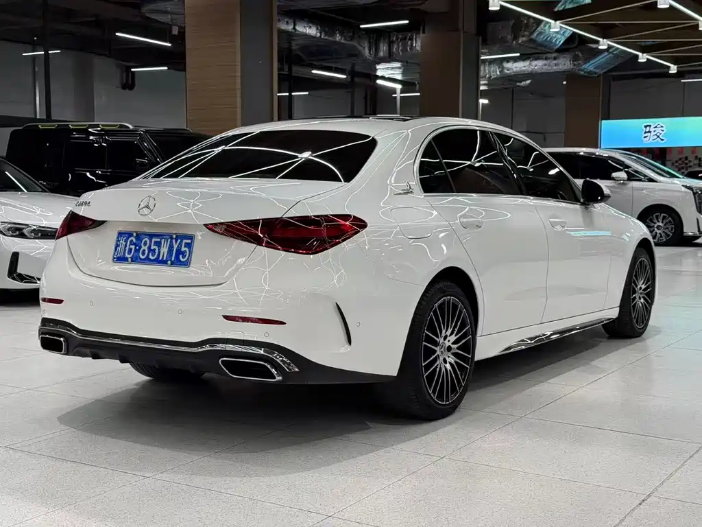 Mercedes-Benz C-Class 2022 — фото 9