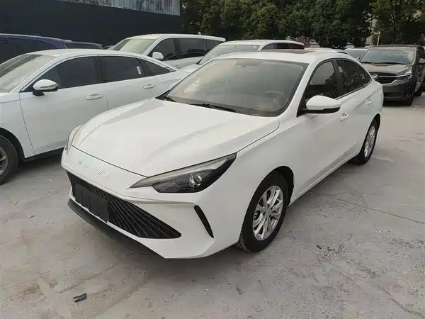Roewe i5 2026