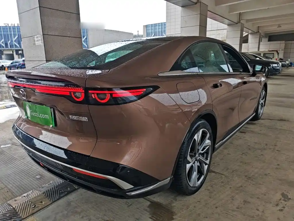 Mazda EZ-6 2024