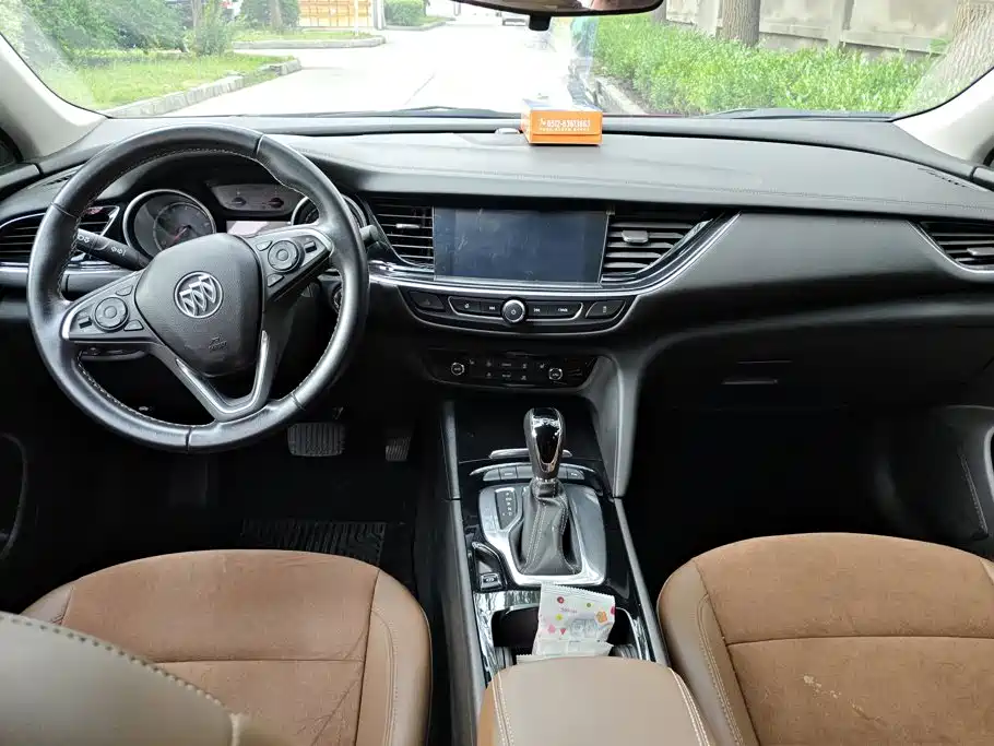 Buick Regal 2019 — фото 12