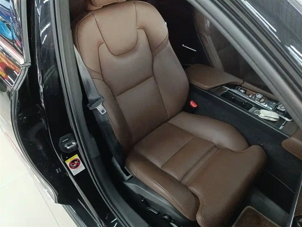 Volvo S90 2020 — фото 20
