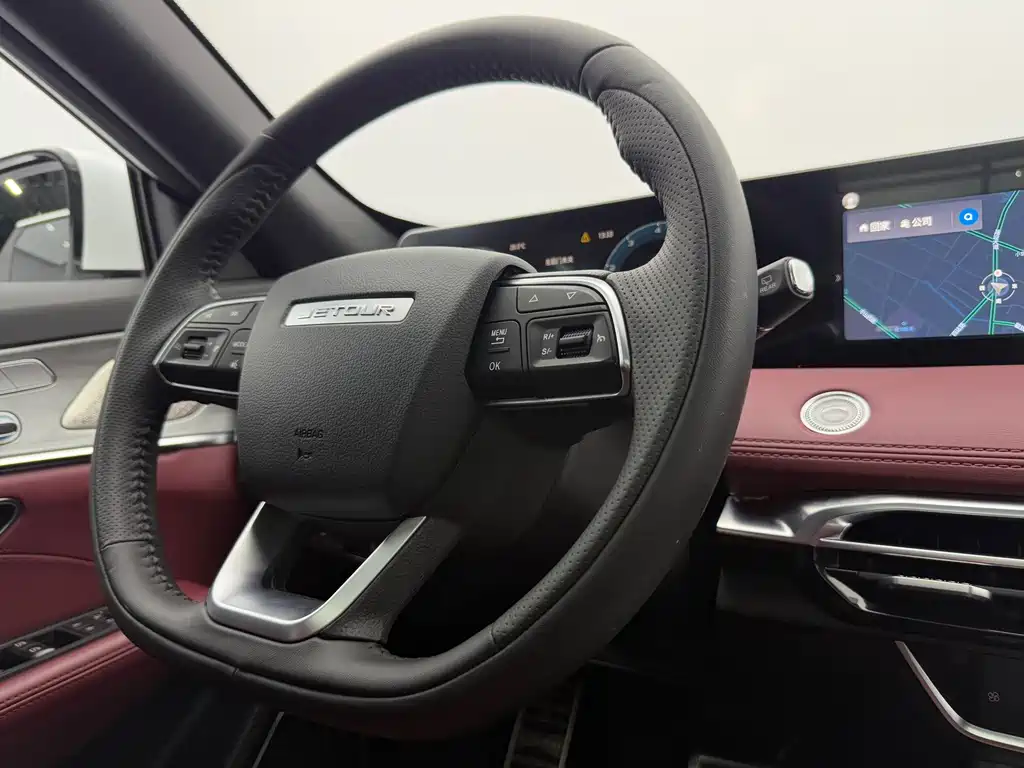 Jetour Jietu X70 PLUS 2023 — фото 11