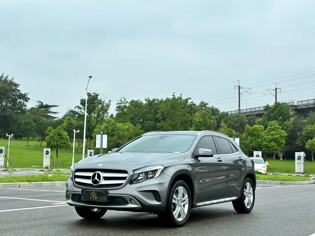 Mercedes-Benz GLA 2016 — фото 1