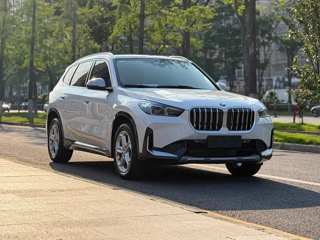 BMW X1 2023 — фото 3