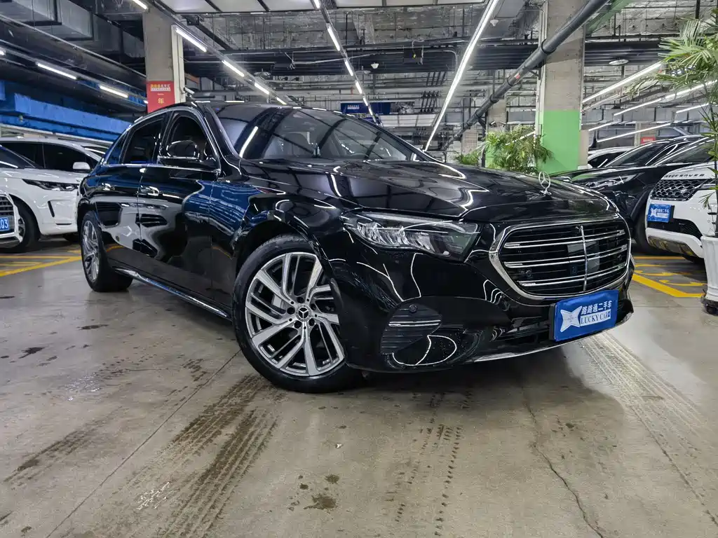 Mercedes-Benz E-Class 2024