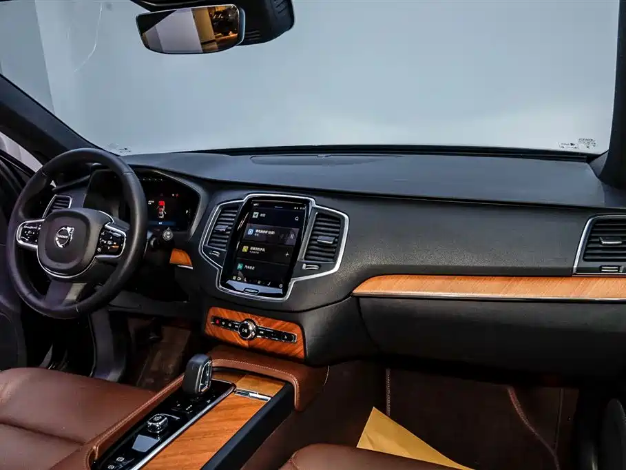 Volvo XC90 2024 — фото 23