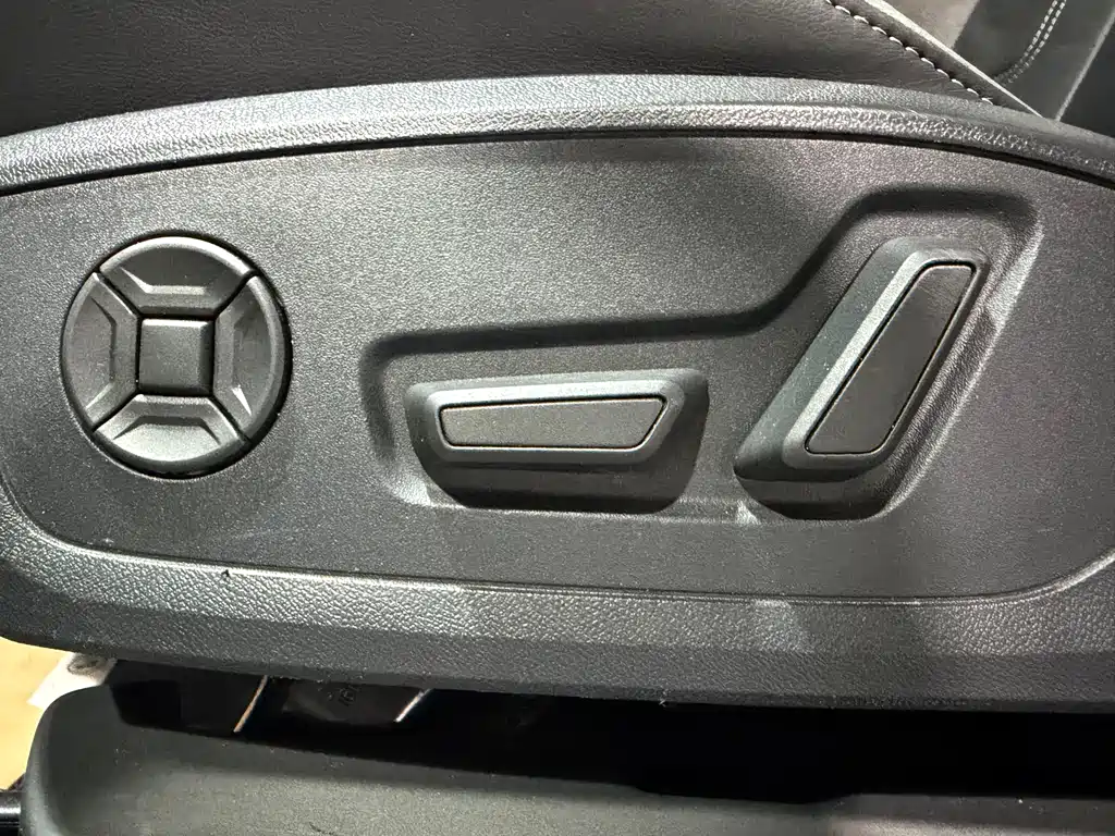 Audi Q3 Sportback 2022 — фото 11