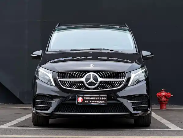 Mercedes-Benz V-Class 2024