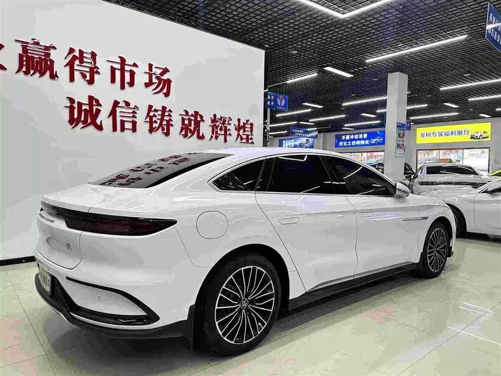 BYD Han 2024 — фото 6