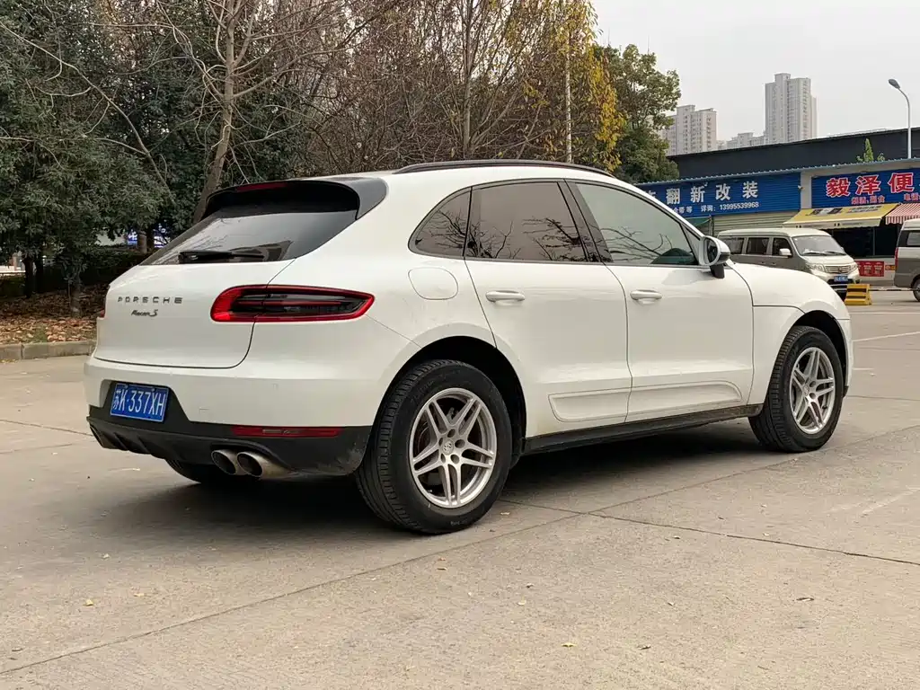Porsche Macan 2016 — фото 9