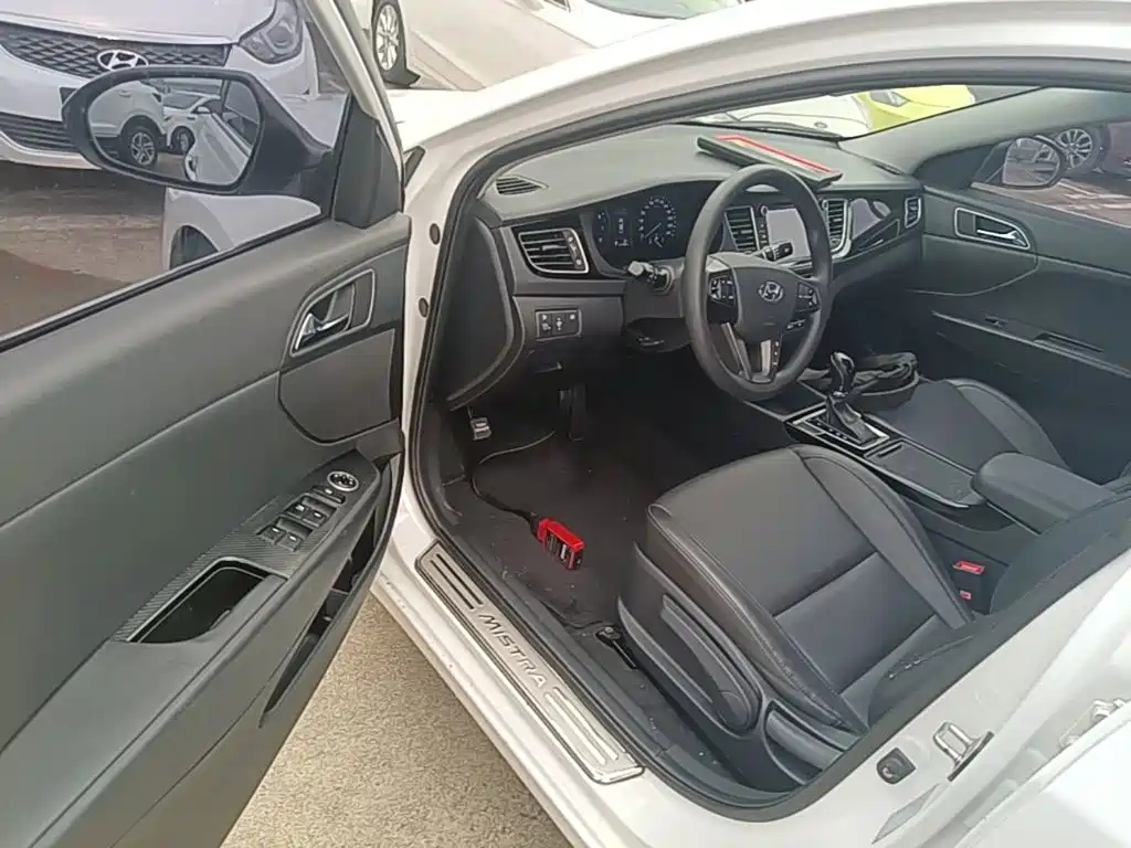 Hyundai Mistra 2016 — фото 16