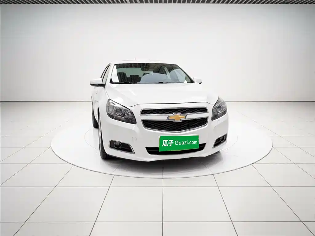 Chevrolet Malibu 2014 — фото 24