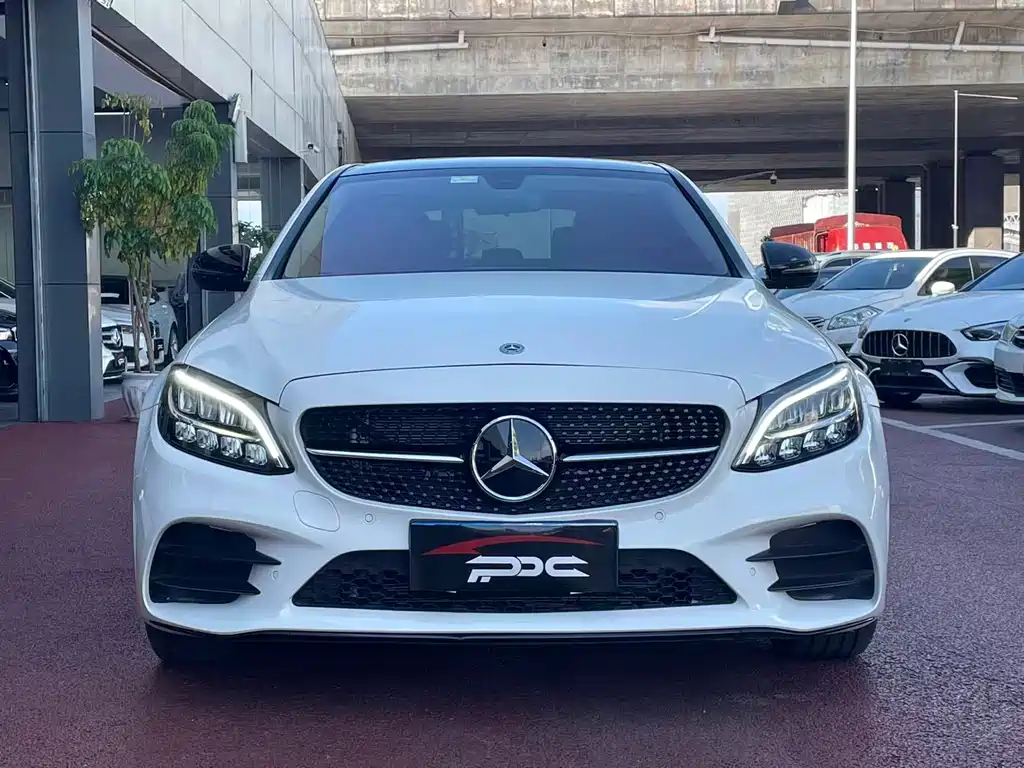Mercedes-Benz C-Class 2021