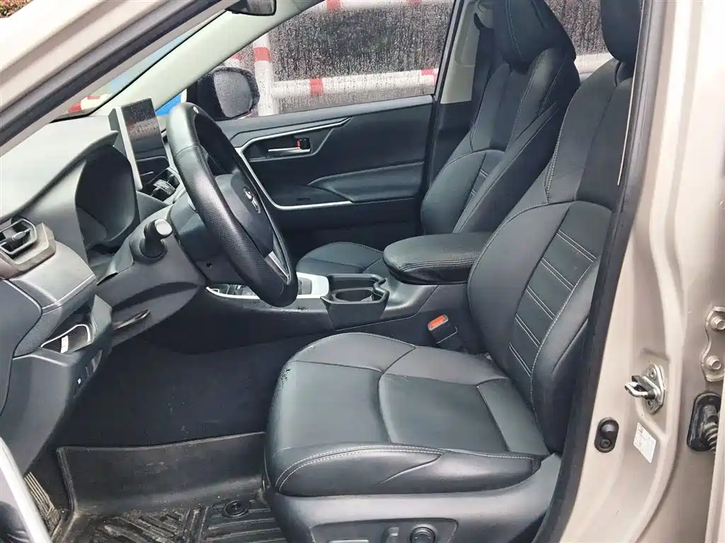 Toyota Wildlander 2020 — фото 11