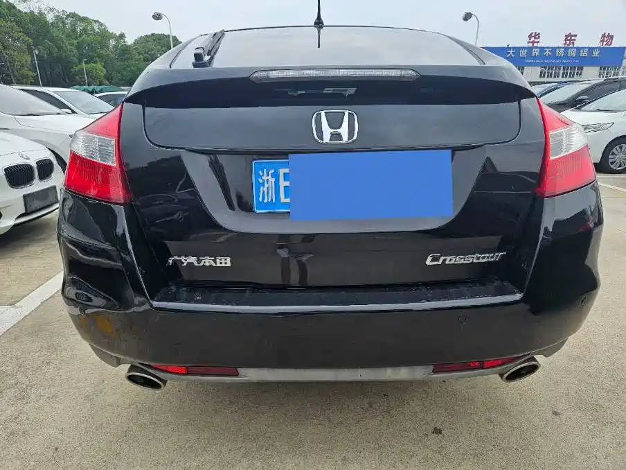 Honda Crosstour 2013 — фото 15