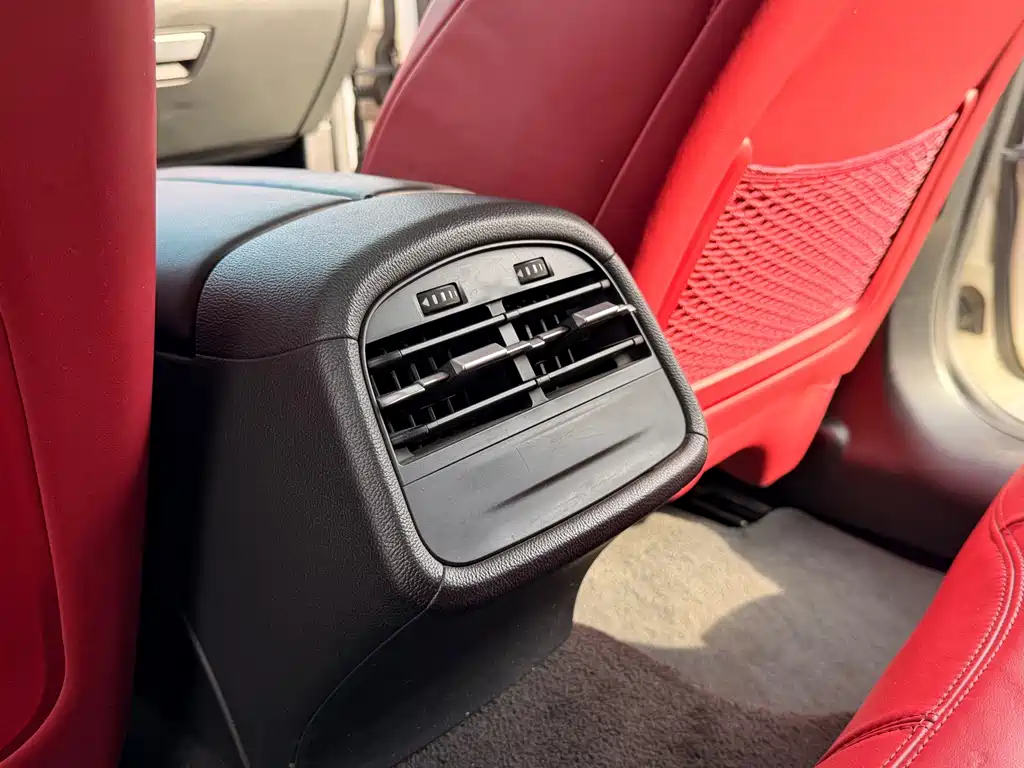 Maserati Ghibli 2015 — фото 15