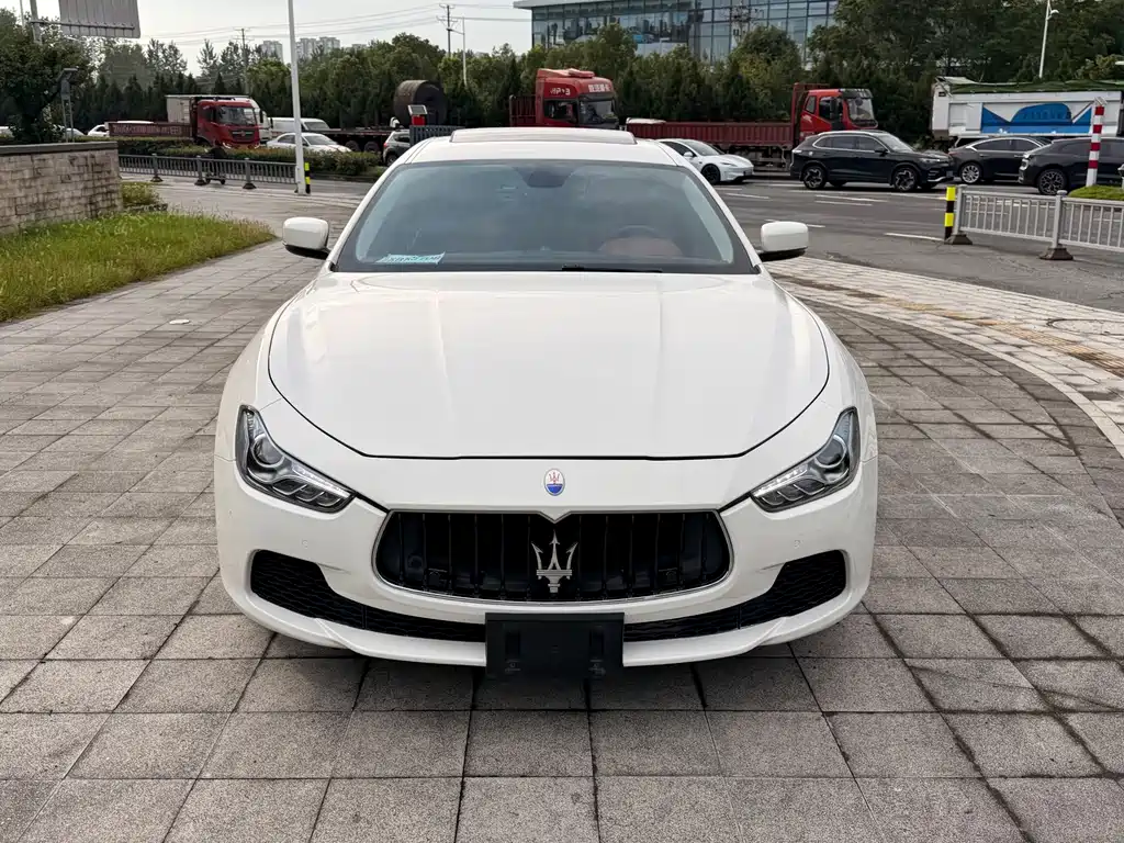 Maserati Ghibli 2015 — фото 2