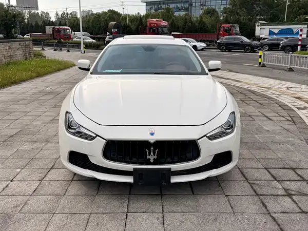 Maserati Ghibli 2015