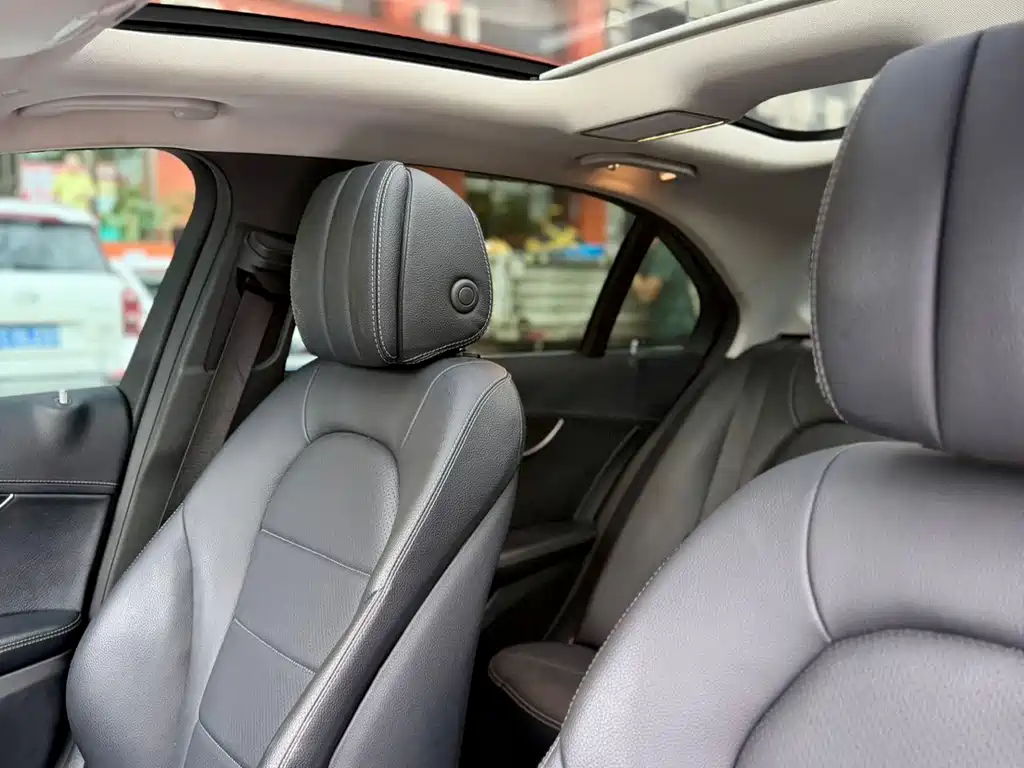 Mercedes-Benz C-Class 2021 — фото 17
