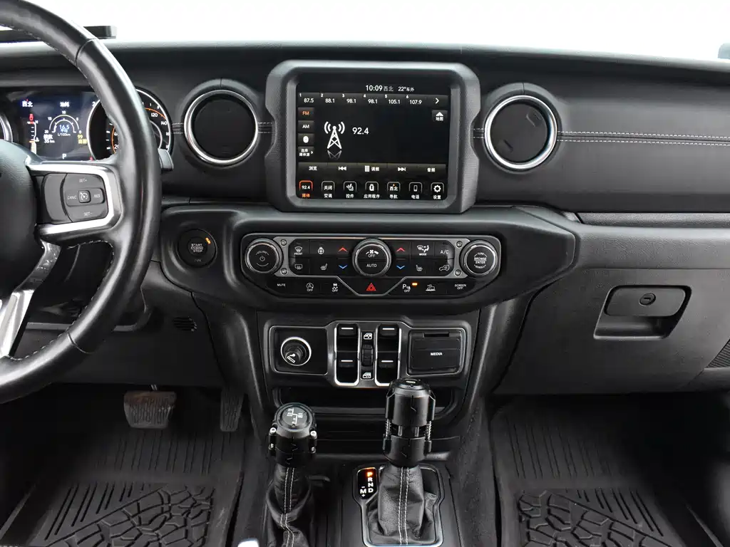 Jeep Gladiator 2023 — фото 14