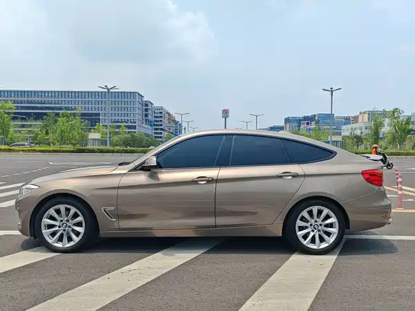 BMW 3 Series GT 2013
