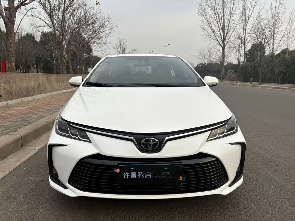 Toyota Corolla 2022 — фото 3
