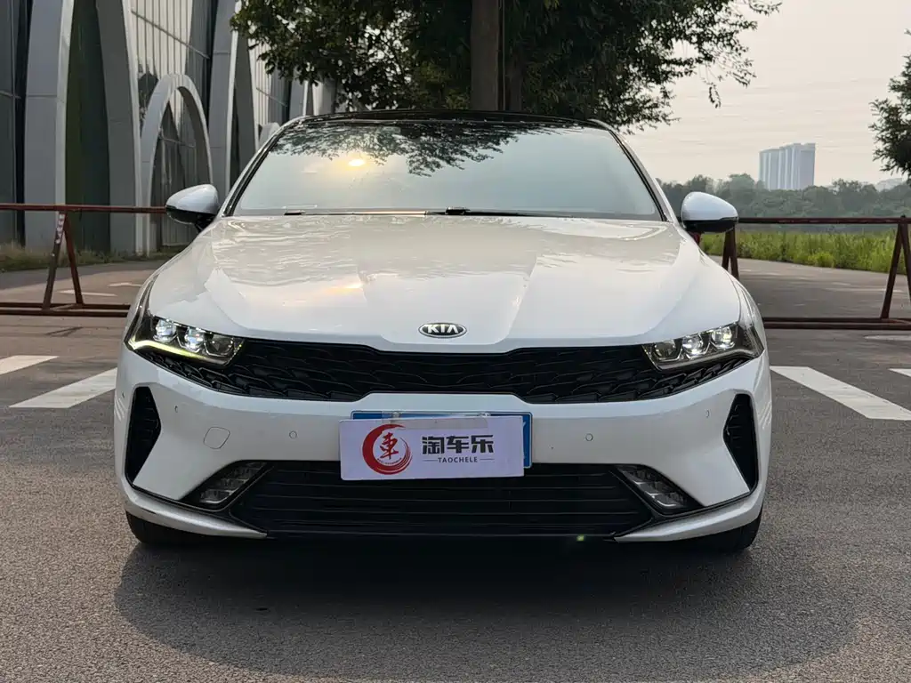 Kia K5 2021