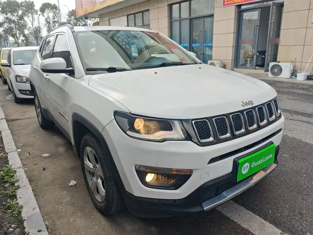 Jeep Compass 2018 — фото 4