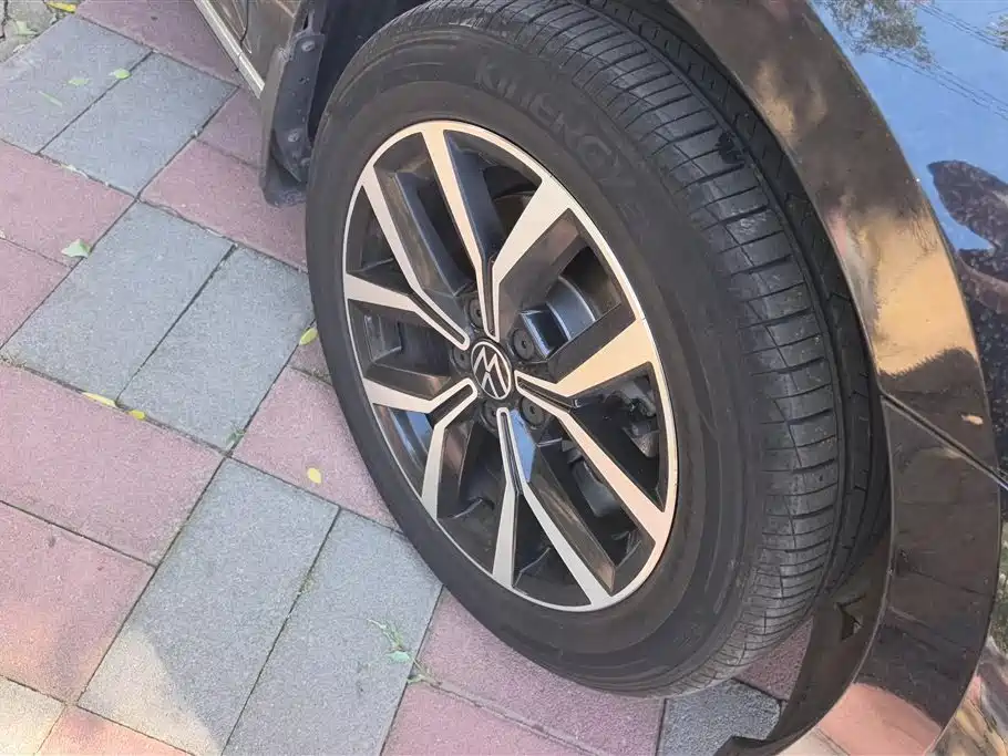 Volkswagen Magotan 2023