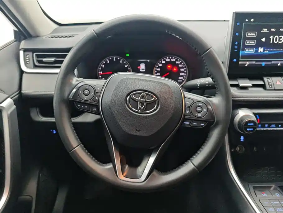 Toyota Wildlander 2022 — фото 15