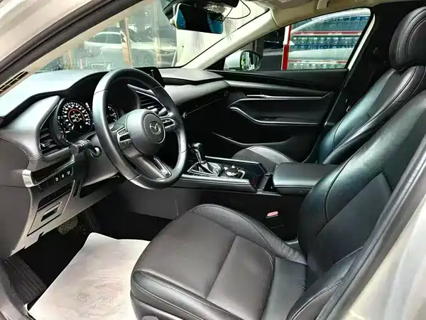 Mazda 3 Axela 2020