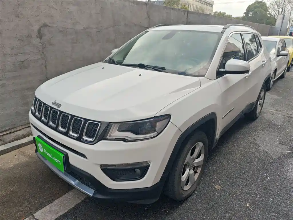 Jeep Compass 2018 — фото 2