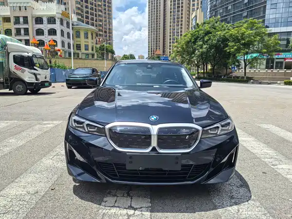 BMW i3 2023