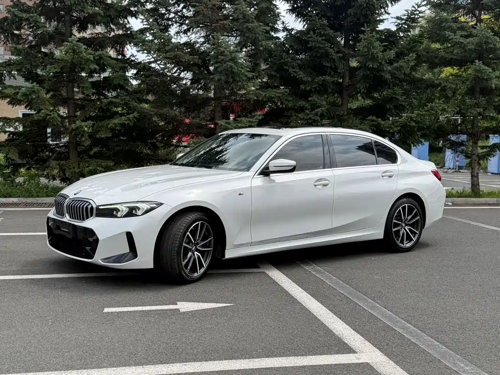 BMW 3 Series 2023