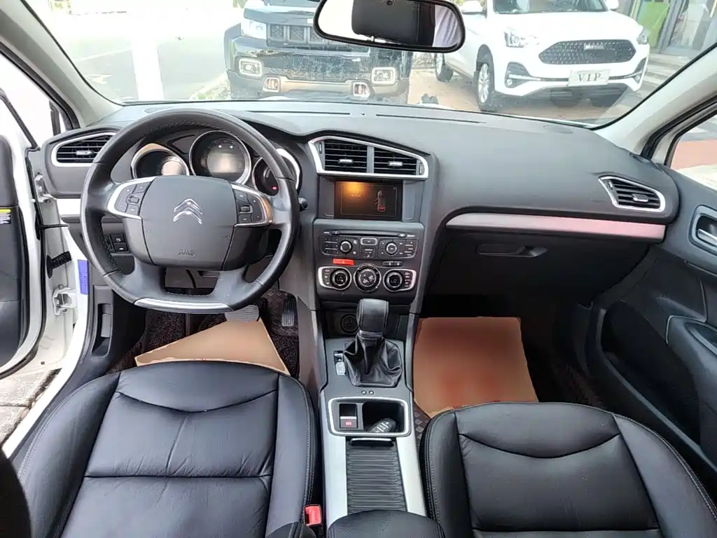 Citroën C4L 2017 — фото 10