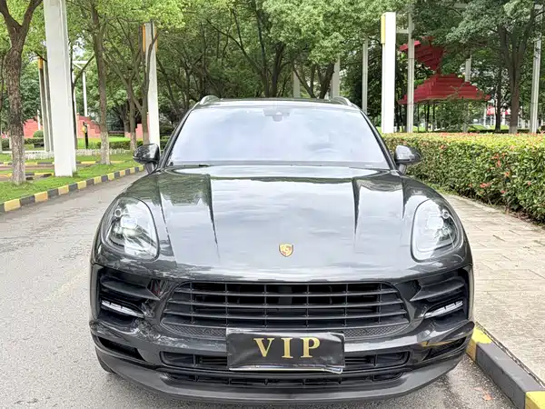 Porsche Macan 2020