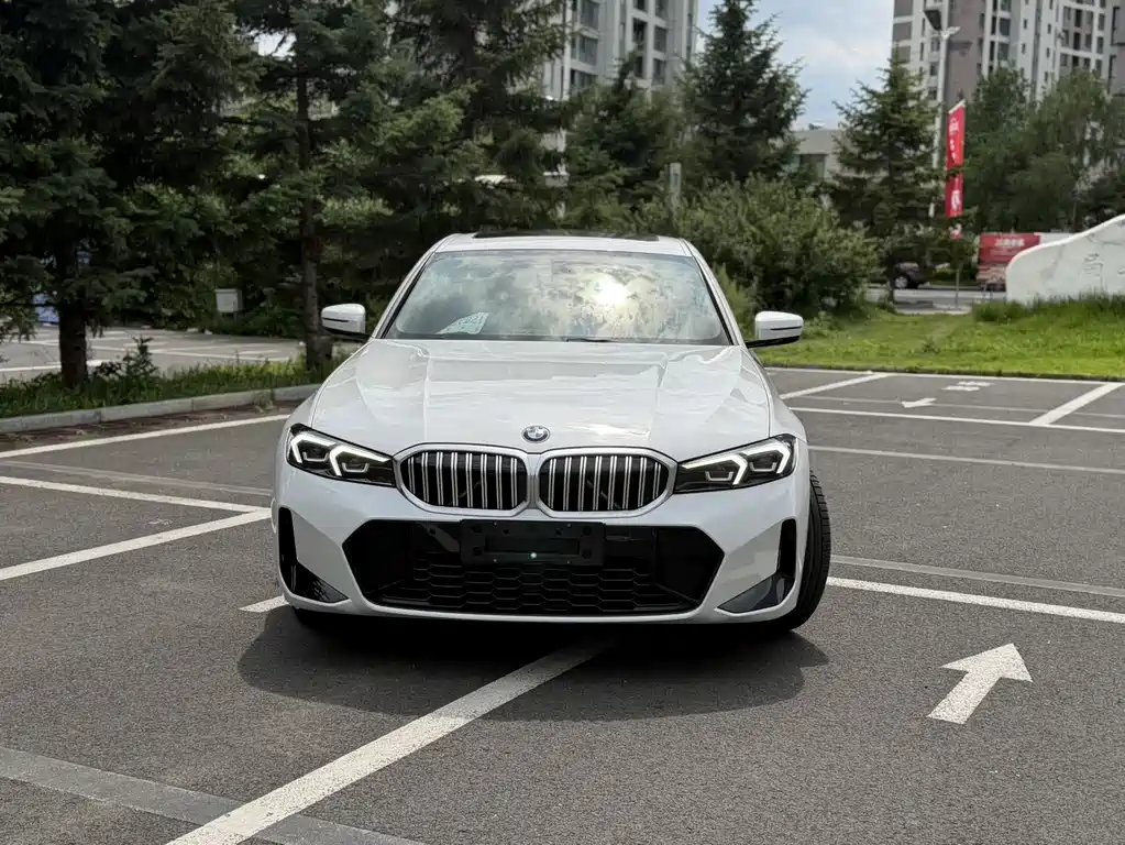 BMW 3 Series 2023