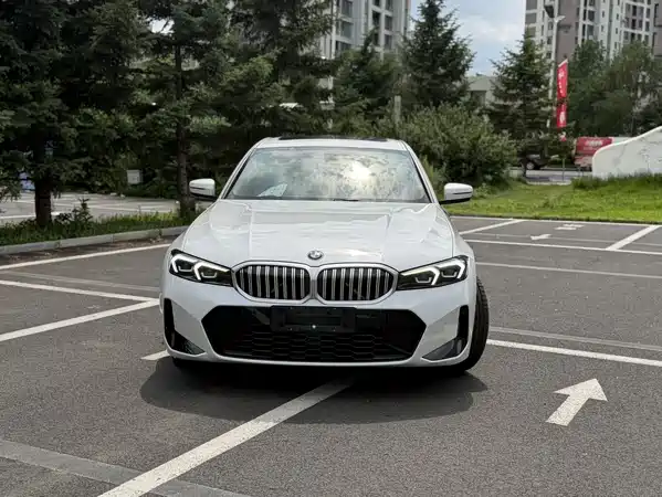BMW 3 Series 2023