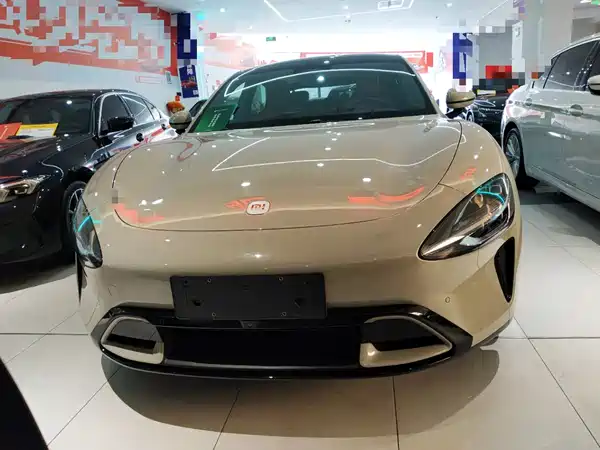 Xiaomi SU7 2025
