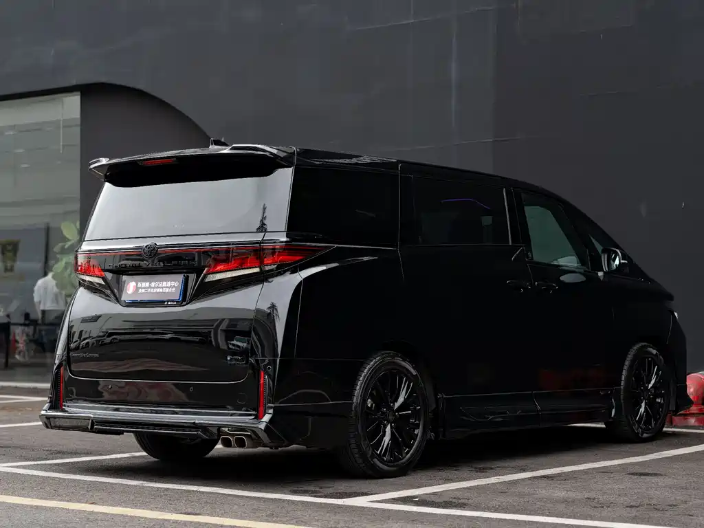 Toyota Vellfire 2024 — фото 22