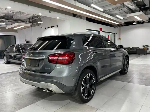 Mercedes-Benz GLA 2018