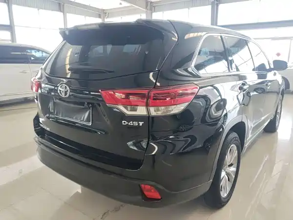 Toyota Highlander 2020
