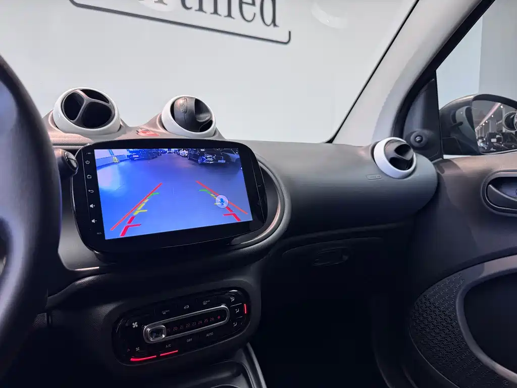 smart Fortwo 2016 — фото 10