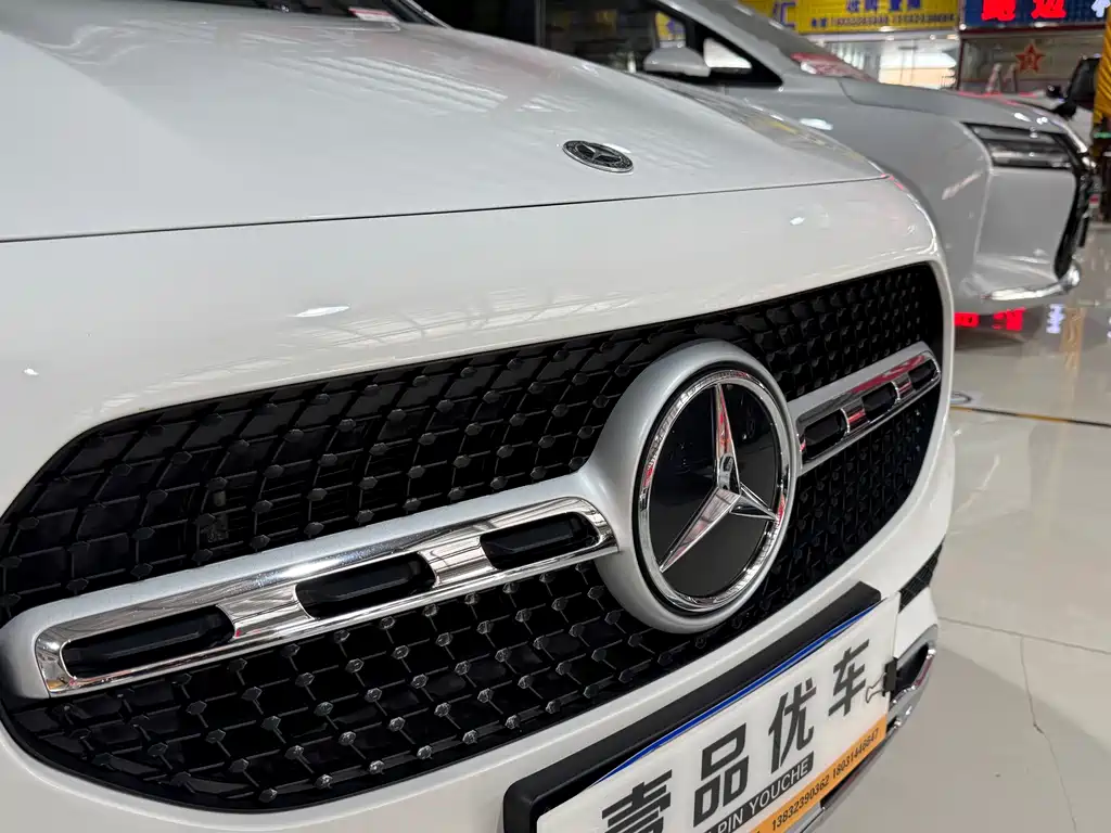 Mercedes-Benz GLA 2021
