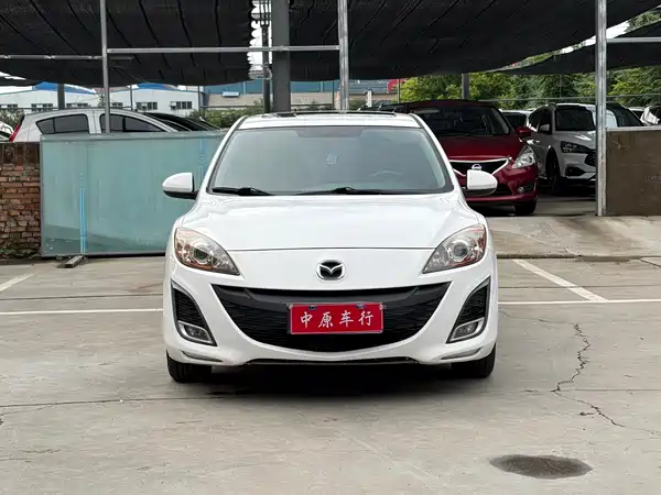 Mazda 3 Xingcheng 2013
