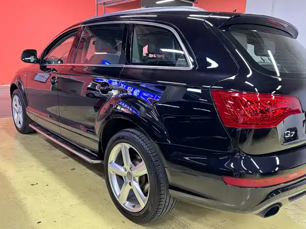 Audi Q7 2014