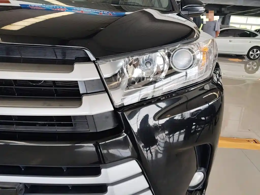 Toyota Highlander 2020 — фото 24
