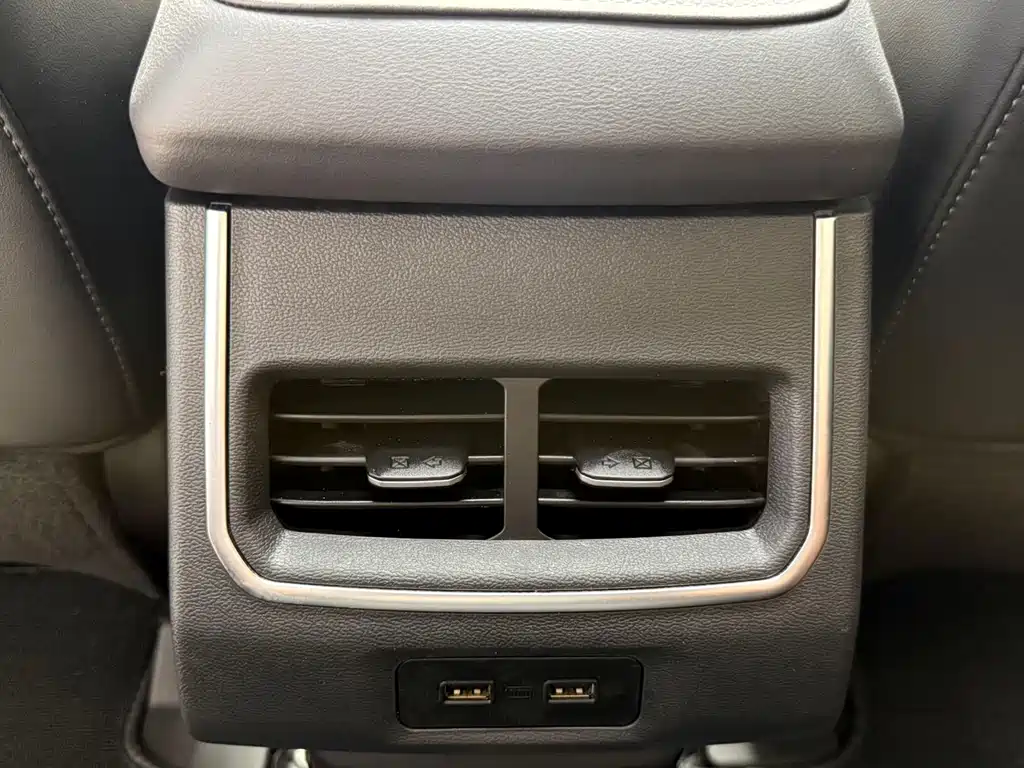 Haval H6 2023 — фото 19