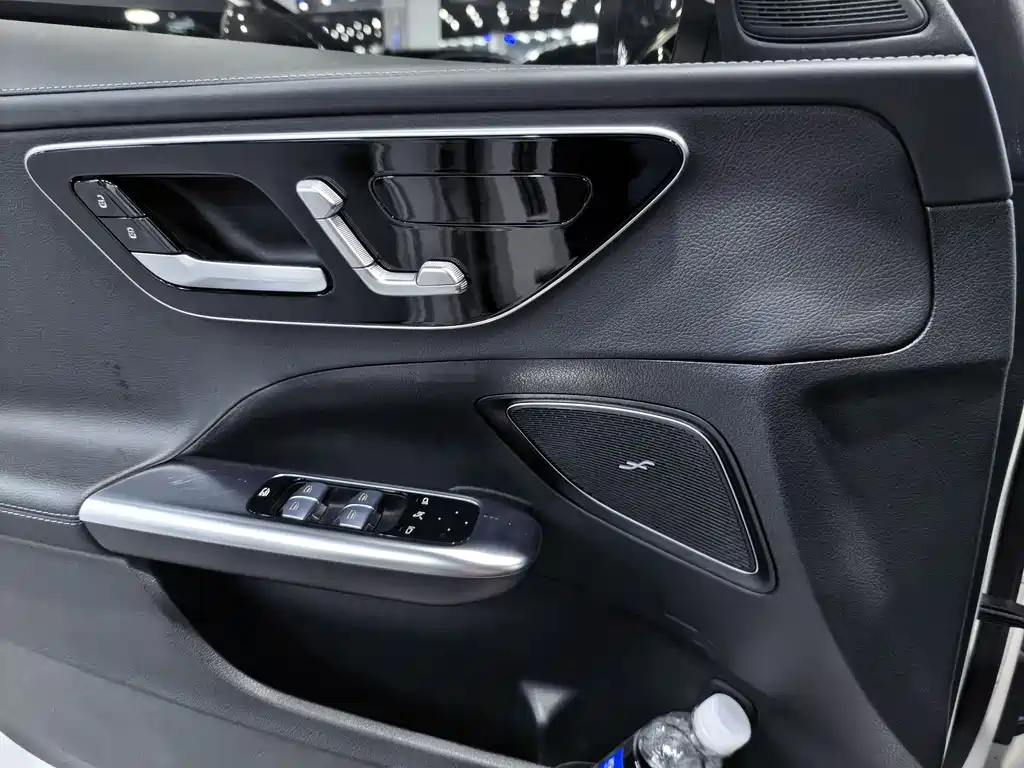 Mercedes-Benz C-Class 2022 — фото 8