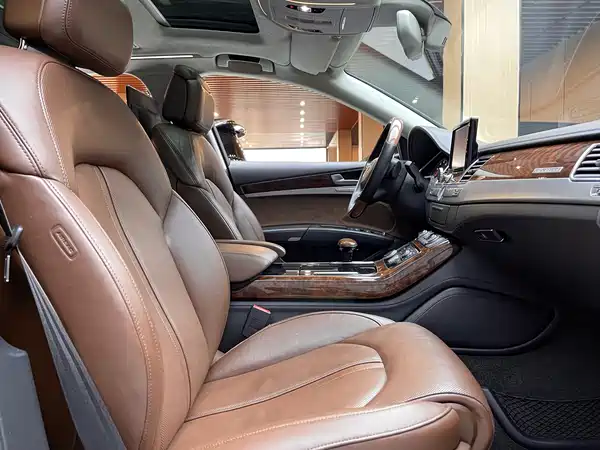 Audi A8 2012
